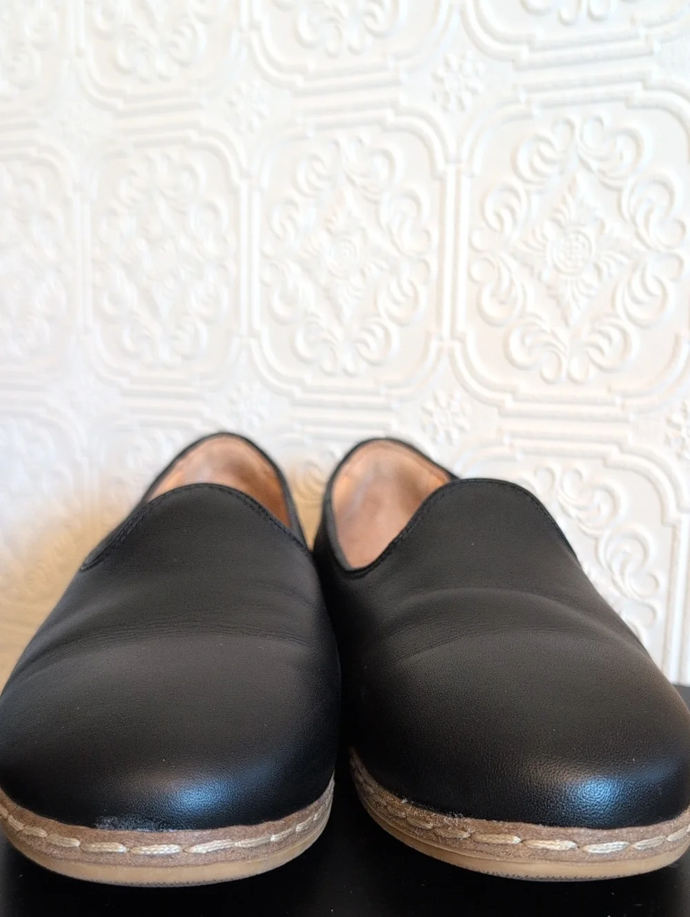 Charix Atelier Black Leather Loafers Slip-On Women's Flats Sz. 39 8.5-9